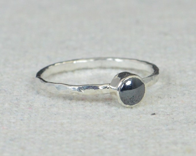 Small Silver Hematite Ring, Sterling Silver Solitaire, Black Stone Ring, Silver Jewelry, Black Solitaire, Solitaire Ring, Silver Band