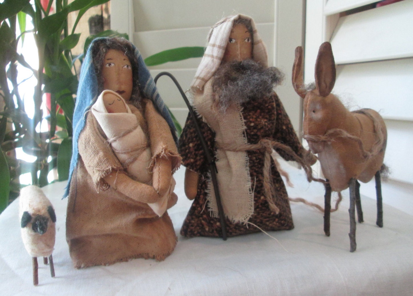 Primitive Nativity Scene 4 piece set