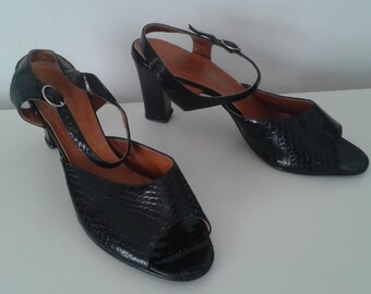 Vintage 1950's 1960's Balenciaga Black Patent Leather Snakeskin Heels Open Toe Chunky Heel Sz 9 - 10 N RARE