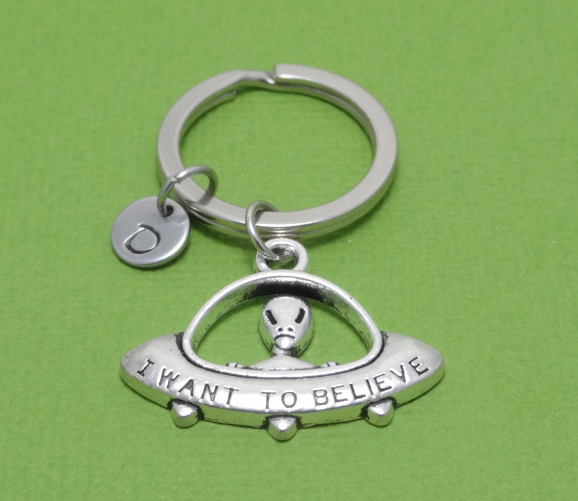 UFO Keychain Alien Keychain I want to believe SciFi Love