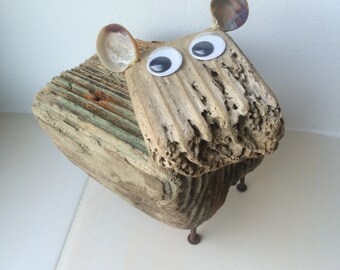 Driftwood SHEEP (item 115)