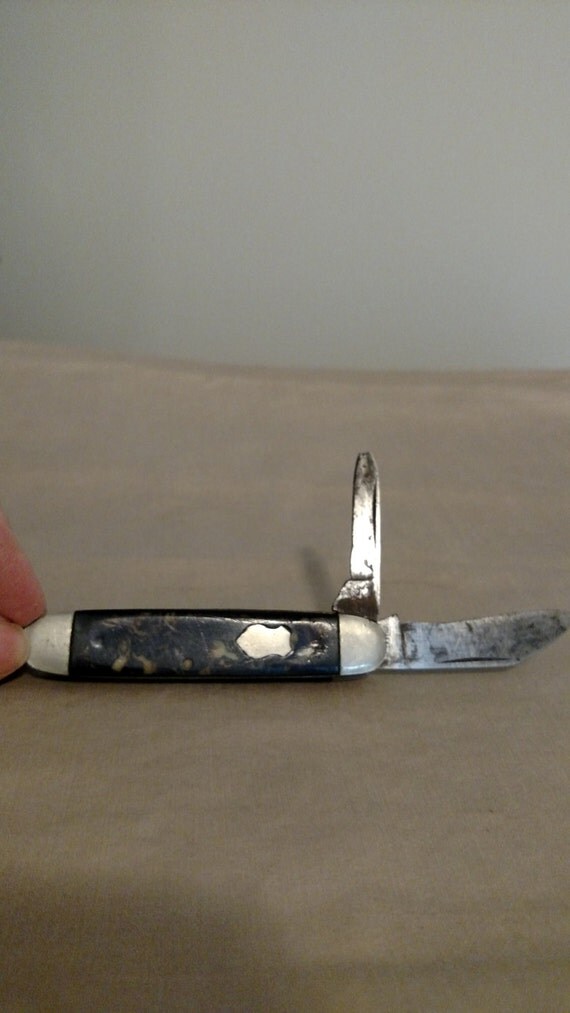 Valley Vintage Pocket Knife 2 Blades Newark NJ USA