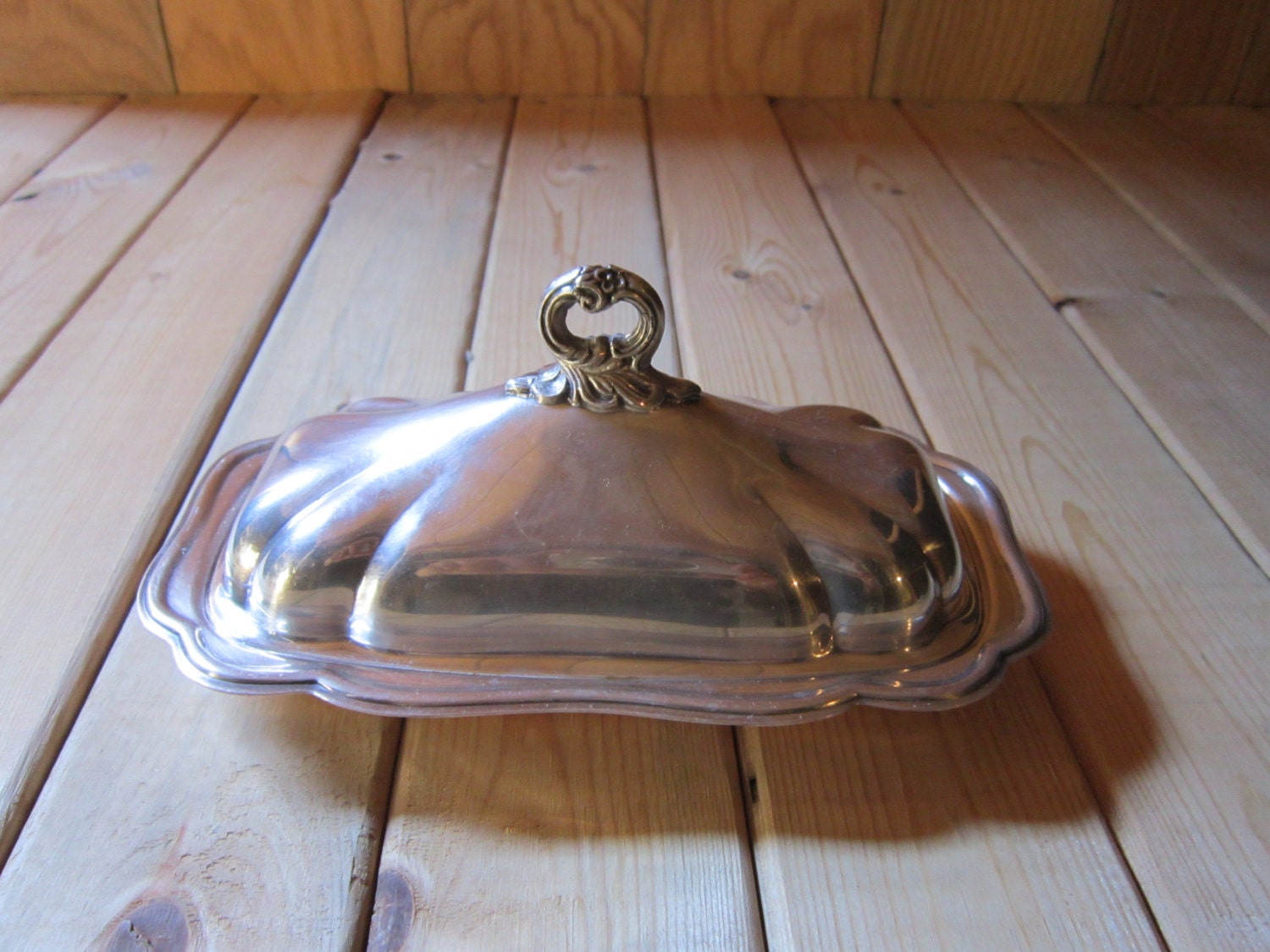Vintage Guildcraft Silversmiths 6232 Silver Plated Butter Dish with Lid