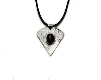 Black Onyx Silver Pendant / Gemstone Pendants / Dark Occult Jewelry / Metal Jewellery / Geometric Necklace / Handmade Amulets / Necklaces