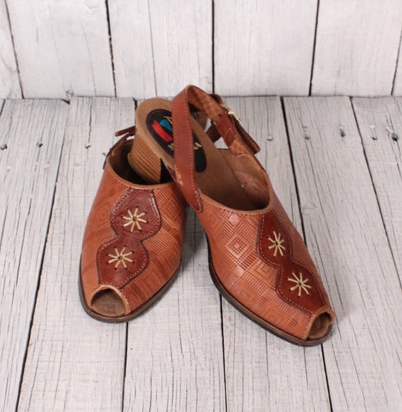 Vintage Spanish Woven Brown Leather Heeled Sandals/ 1970's