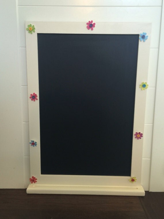 Items similar to Framed Flower Chalkboard on Etsy