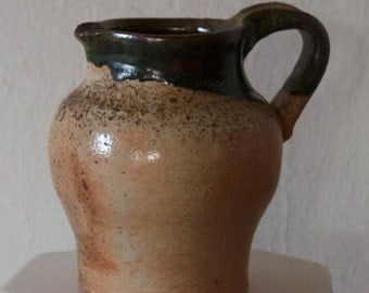 Jug, milk jug, teapot, wine jug, pottery, Handgedreht