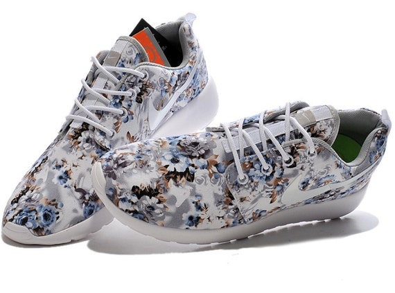 roshe run clouds