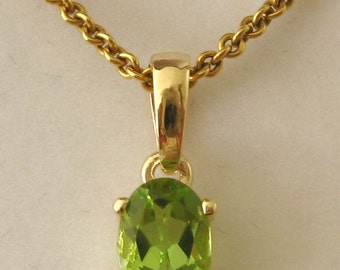 Genuine SOLID 9K 9ct YELLOW GOLD August Birthstone Peridot Pendant