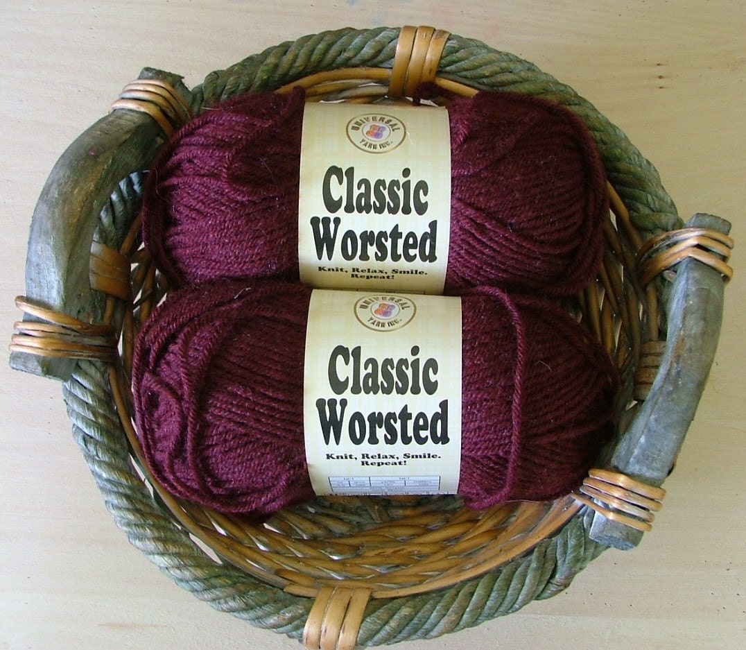 Universal Yarn Classic Worsted Made in Turkey Color No 620 Lot