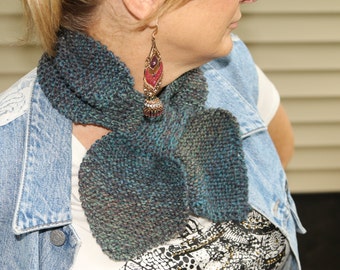 Crochet Pattern Textured Keyhole Scarf with Spiral Flower