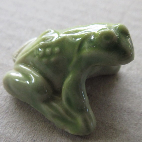 wade england frog