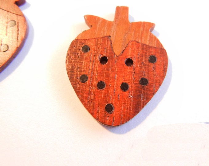 6 Natural Wood Strawberry Buttons