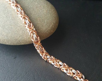 Tri-Color Byzantine Chainmaille Bracelet