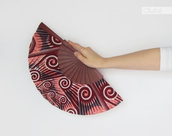 Wax print hand fan with case - Spirals Burgundy and violet wood - hand fan eventail abanico fächer