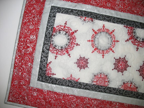 Snowflake Table Runner Elegant Winter Christmas quilted
