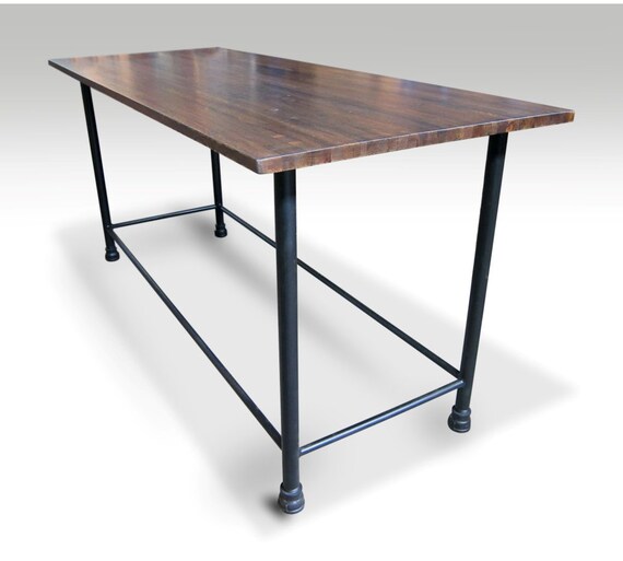 Industrial flooring bar table with pipe legs