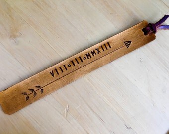 Leather Bookmark Roman Numeral Date Bookmark Arrow Bookmark Personalized Gift Book Lover 3rd Anniversary Gift Leather Anniversary Gift