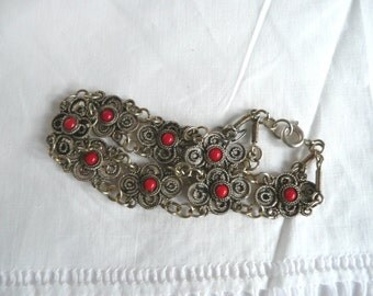 Vintage filigree bracelet - silver filigree bracelet - silver metal filigree bracelet - faux coral filigree bracelet - mid century filigree