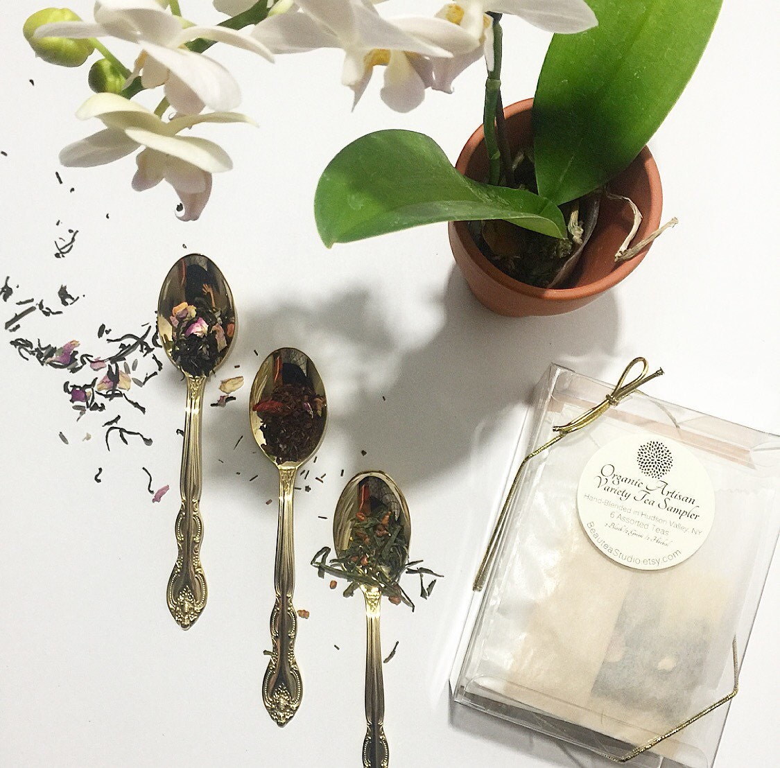 Organic Artisan Full Leaf Tea Sampler Set / Tea Lovers Sampler