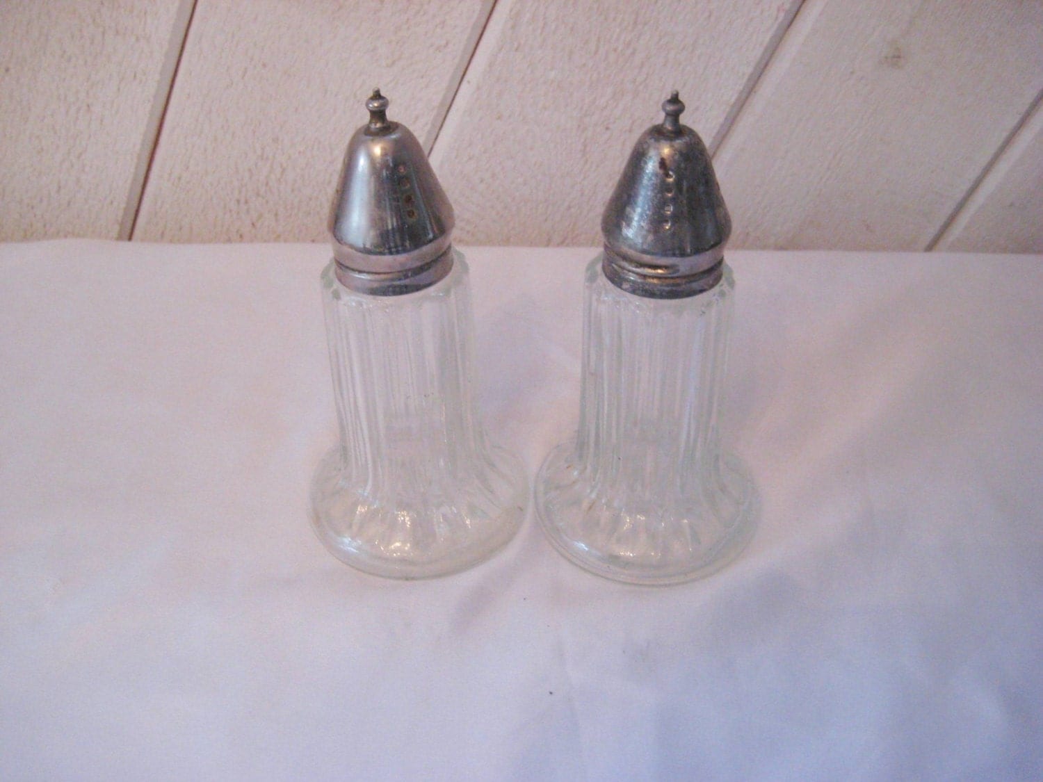 Extra Large Salt And Pepper Shakers Clear Glass Metal Tops