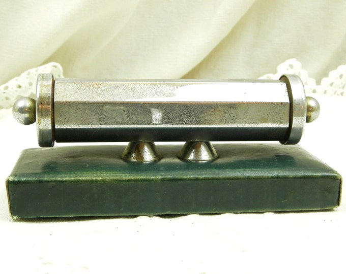 Vintage French Mid Century Green Leather and Chrome Perpetual Calendar / French Decor / French Mid Century / Retro Vintage Home Interior