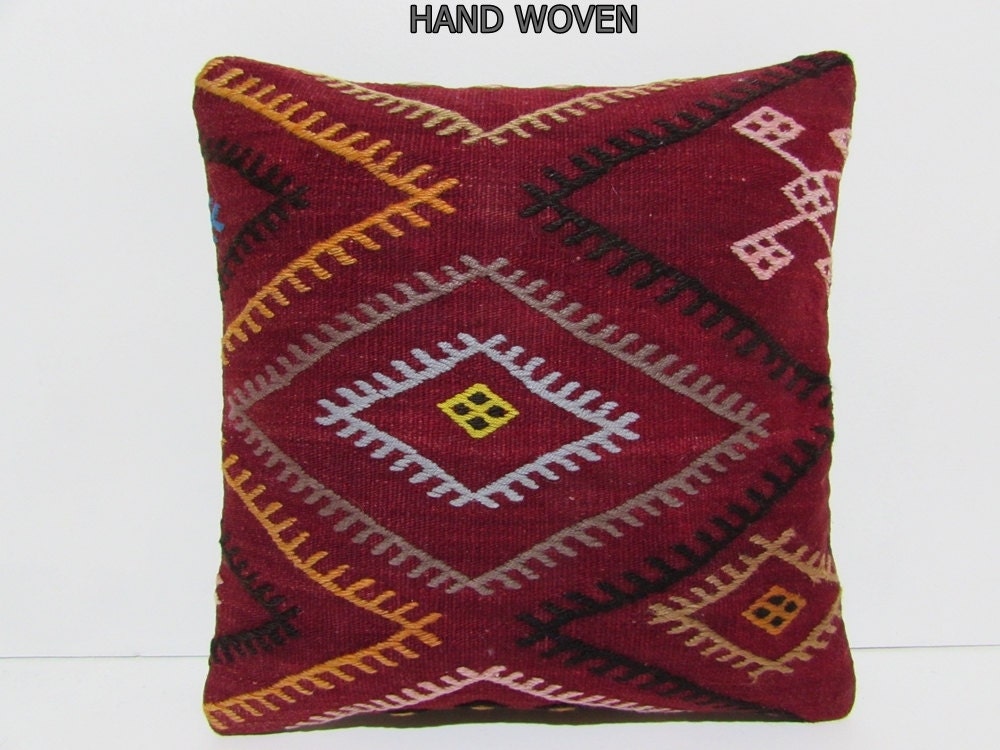 flowers kilim pillow red pillow cover green by DECOLICKILIMPILLOWS