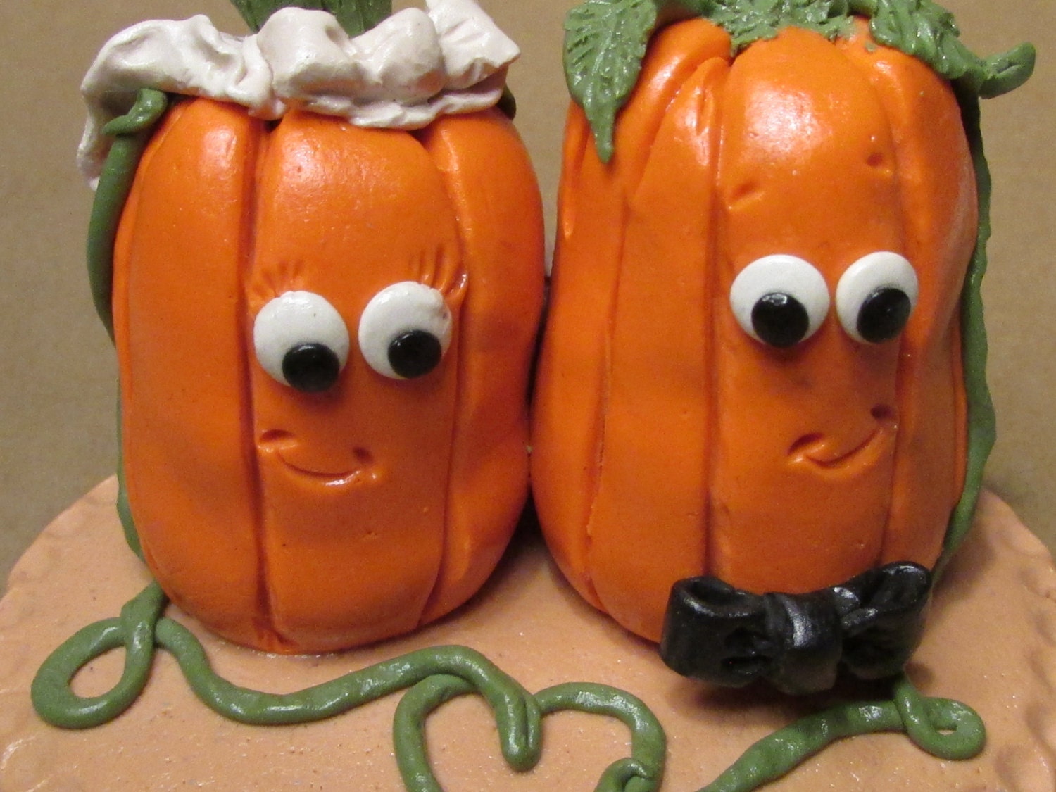 Pumpkin Bride And Groom Wedding Cake Topper Pumpkin By Samssweetart 