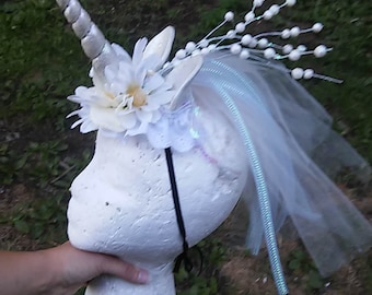 Unicorn Headdress, Unicorn Headpiece, White Unicorn Horn, Mane, Headband, Unicorn Costume, Horn Headdress, Burlesque, Unicorn Horn