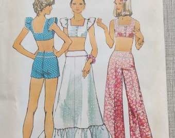 Misses' Lined Cropped or Midriff Top and Skirt or Pants in Size 14 Complete Vintage 1970s Simplicity Sewing Pattern 5697