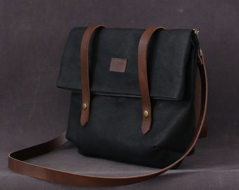 Waxed canvas bag EMMA black