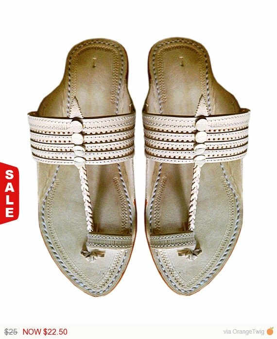 kolhapuri slipper design