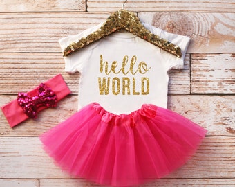 Hello World Onesie, Hello World Bodysuit, Baby Girl Bodysuit, Baby Girl Clothes, Baby Girl Outfit, Girl Coming Home Outfit, Baby Shower Gift