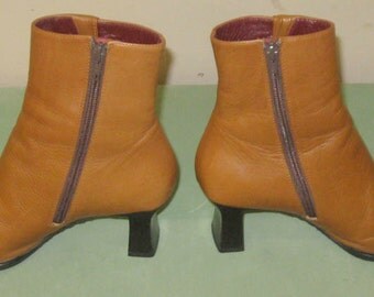 A Great pair of Bruno Magli classic boots size 8