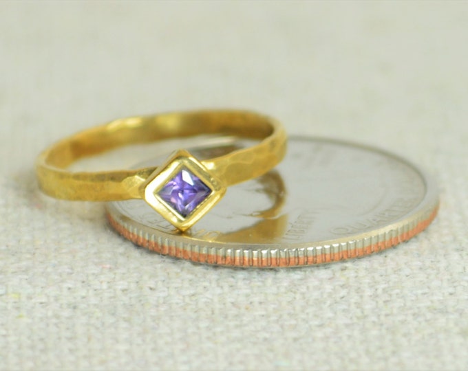 Square Amethyst Ring, Amethyst Solitaire, Gold Filled Amethyst Ring, February Birthstone, Square Stone Mothers Ring, Gold Square Stone Ring