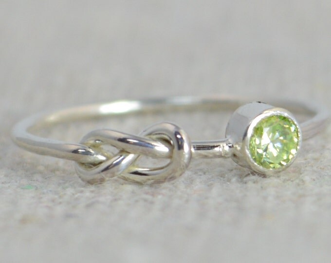 Peridot Infinity Ring, Sterling Silver Stackable Rings, Mother's Ring, August Birthstone Ring, Infinity Ring, Silver Peridot Ring