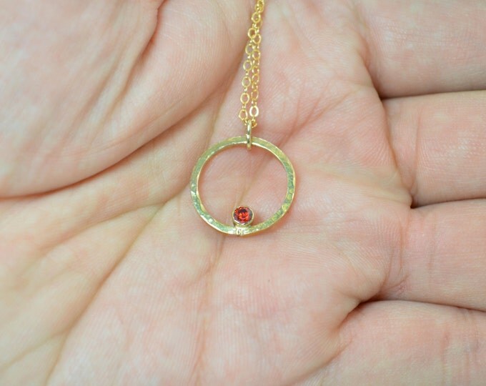 Gold Filled Garnet Necklace, Mothers Necklace, Mom Necklace, January Birthstone Necklace, Garnet Necklace, Mother's Necklace, Gold Garnet