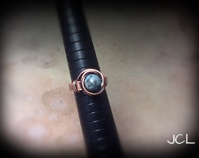 Unisex Copper ring, Copper wire wrapped ring with chinese turquoise