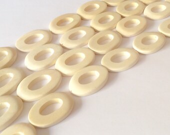 10 Oval Wood Rings White Wood