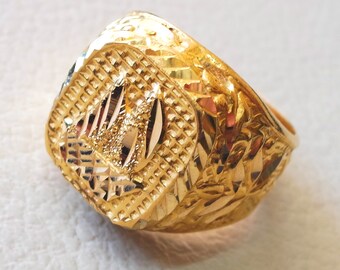 Twenty one karat 21 k gold heavy man ring ship rectangular all sizes middle eastern style fine jewelry full insured shipping and box
