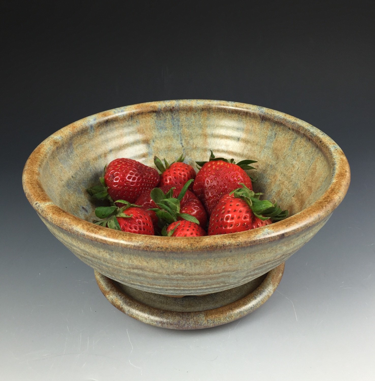 Berry Bowl with Saucer Colander Fruit Bowl by nealpottery