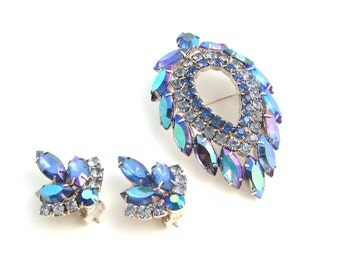 SALE Blue Rhinestone Brooch and Earrings Set - D&E for Sarah Coventry - Blue Lagoon - Vintage Costume Jewelry