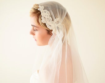 Lace veil, Juliet Cap Veil, wedding veil, Juliet veil, Kate Moss veil, tulle veil, 1920s veil, boho veil, bohemian veil, vintage veil