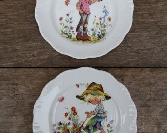 Two Vintage 1970's Gottschlich Vizavi Children Collectable Plates