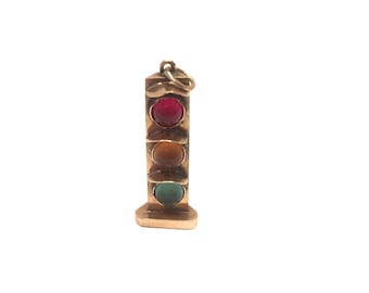 14 Kt. Yellow Gold Stop Light Charm