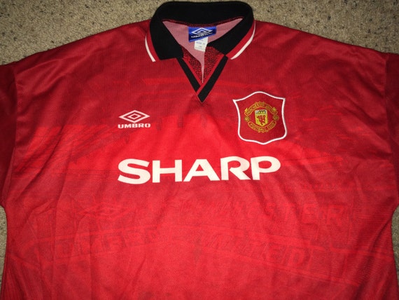 Sale Vintage Umbro  MANCHESTER  UNITED  Soccer Jersey  MUFC