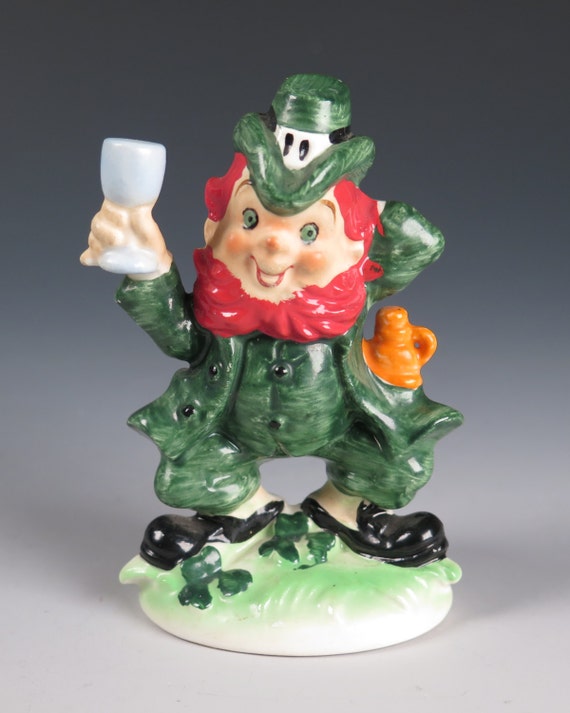 Lefton leprechaun figurine