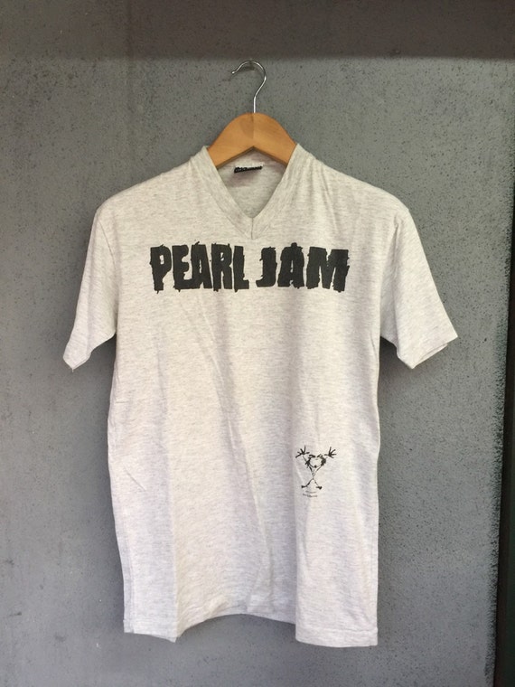 vintage pearl jam shirts