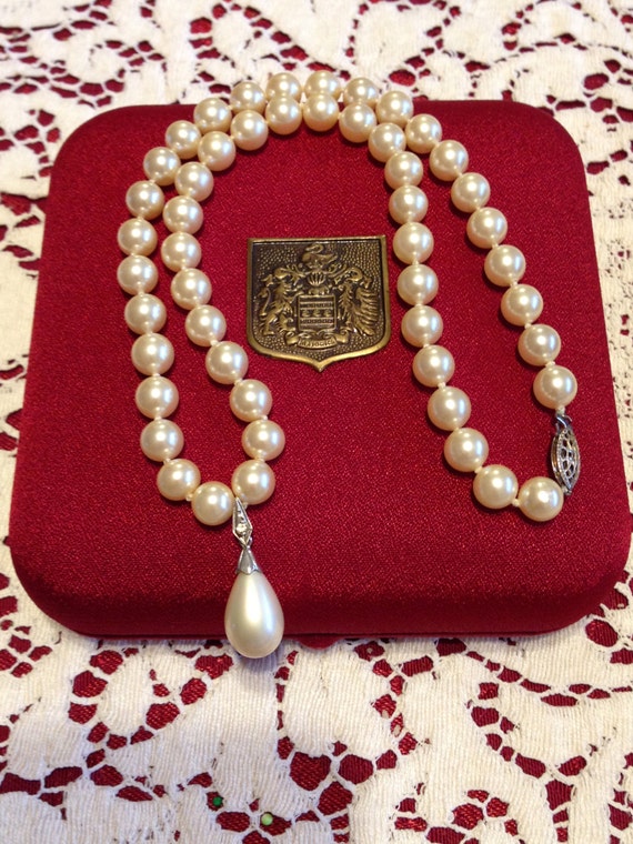 Vintage Majorca Mallorca Pearl Necklace w/ Pendant & Silver