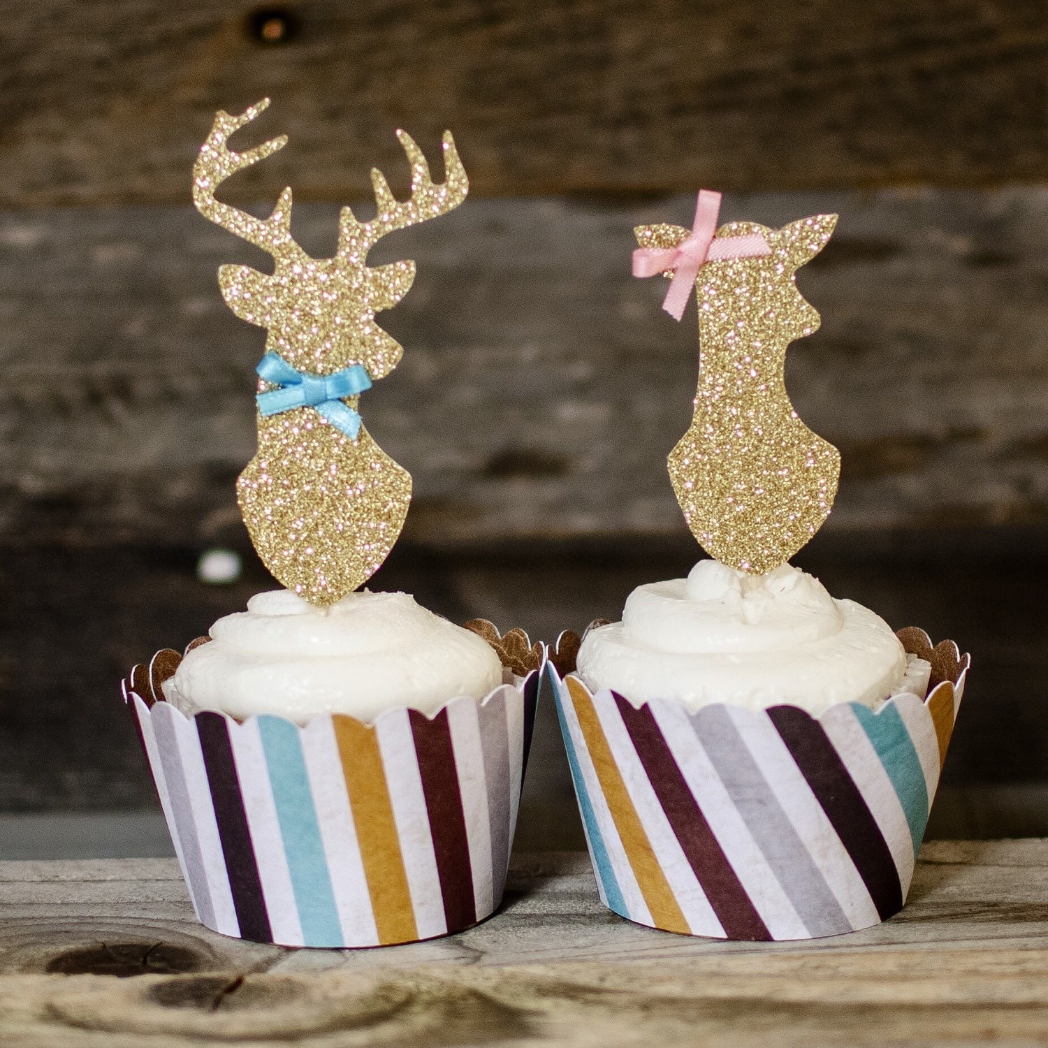 12-gender-reveal-cupcake-toppers-buck-doe-cupcake-toppers